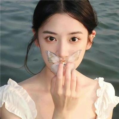 幽冥花开